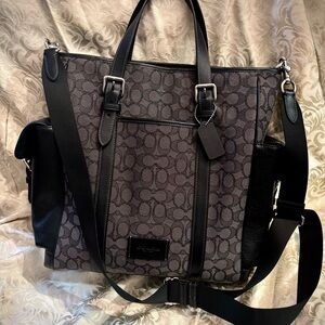 Coach Signature Messenger Tote in Charcoal and Black